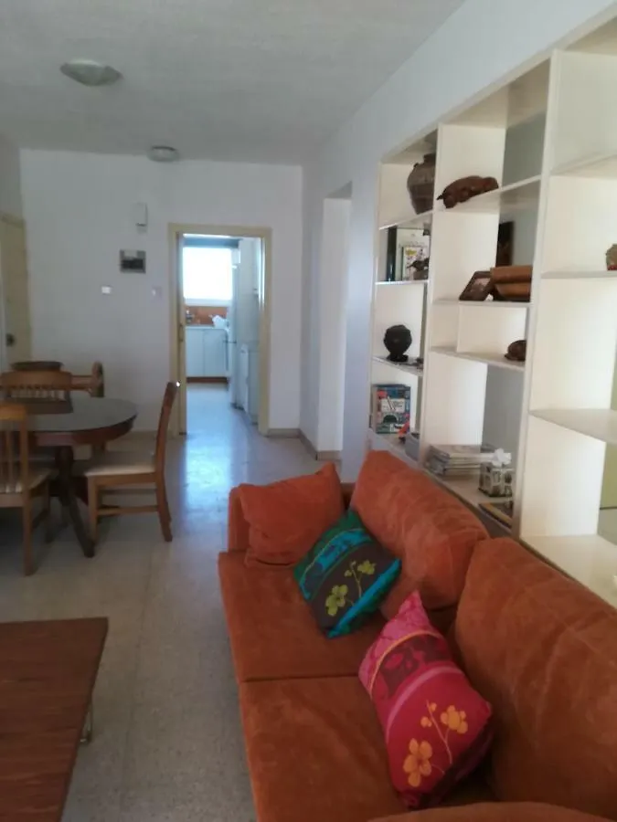 Sevi'S Place, 3 Bedroom Flat, 110 S.M Larnaca Apartament
